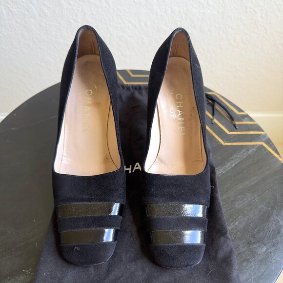 Chanel Suede Pump with Strip Detail - Picture 1 of 4